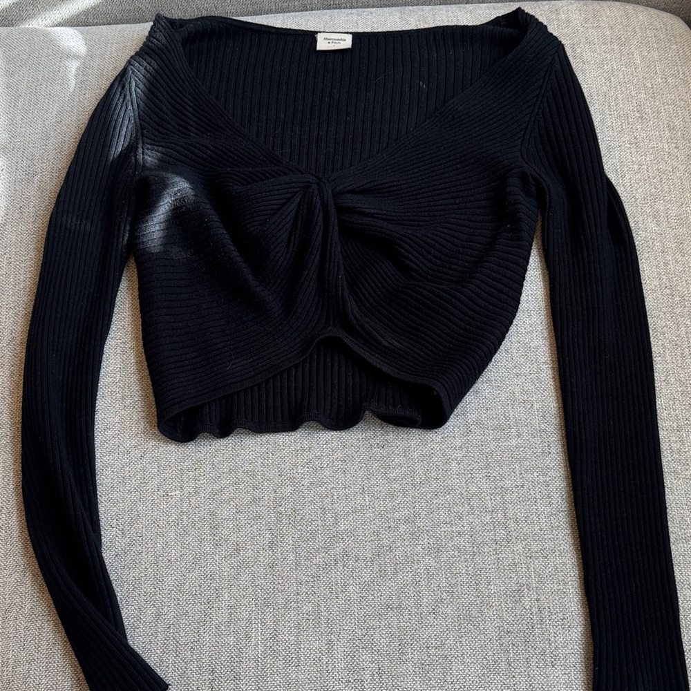 Abercrombie & Fitch Black Ribbed Crop Sweater